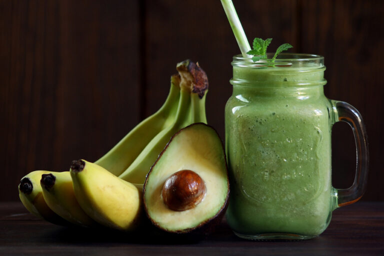 Groovy Green CBD Smoothie