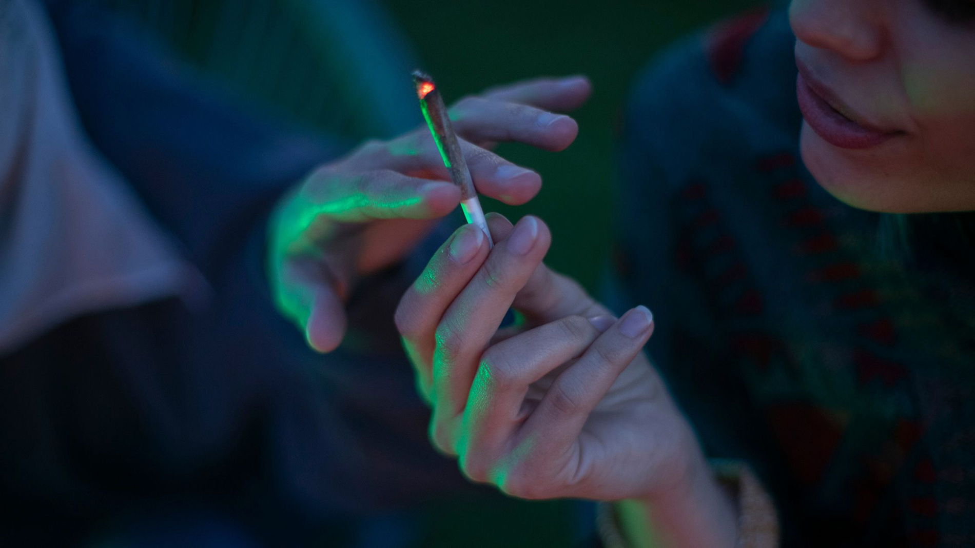 Ways to Smoke Weed Nugs